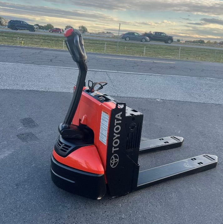 Forklift